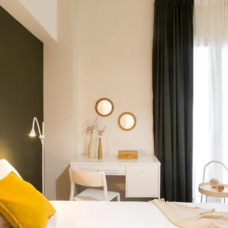 Effie'S Cozy Beach Front Apartment 雷斯蒙 Exterior photo